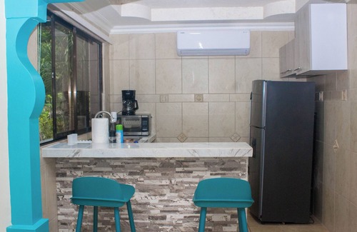 Playa Flamingo Apartment | Studio Ixora Flamingo: shared pool & patio in gated community. Pet-Friendly!