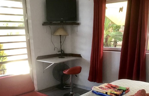 Arue Apartment | Studio l'Orchidée, a pretty cocoon with a view of the Pacific