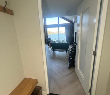Goes Villa | Studio Lakeview