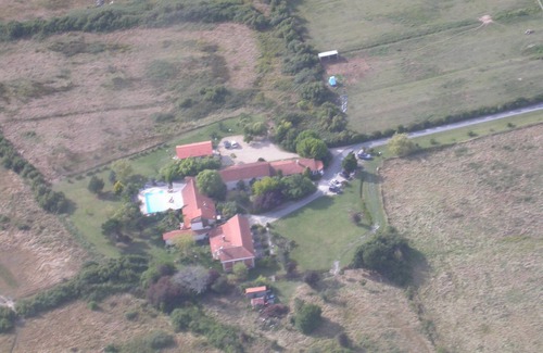 Talais Apartment | studio/Mezzanine for 2/4pers, terrace garden, 10km from Soulac plage, 2km from Gironde