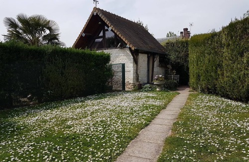 Ande Apartment | Studio mil roses in Andé near Louviers