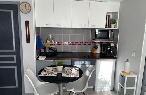Montagnac Apartment | Studio Montagnac
