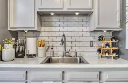 Lower Lawrenceville Apartment | Studio near Arsenal Park l Street Parking