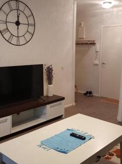 Pori Apartment | Studio near City - Puinnintie
