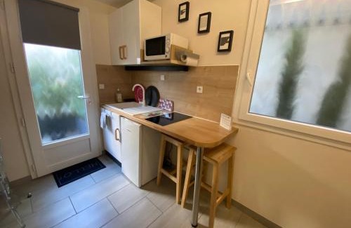 Villeneuve-les-Avignon Bed & Breakfast | Studio Numéro 3