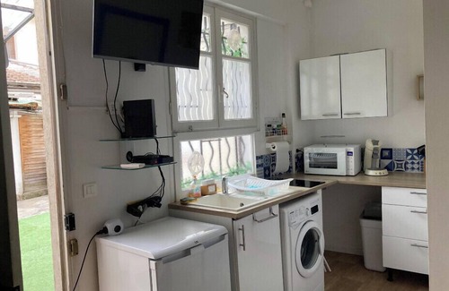 Cannes La Bocca Apartment | Studio of 18 m2 with terrace in Cannes La Bocca