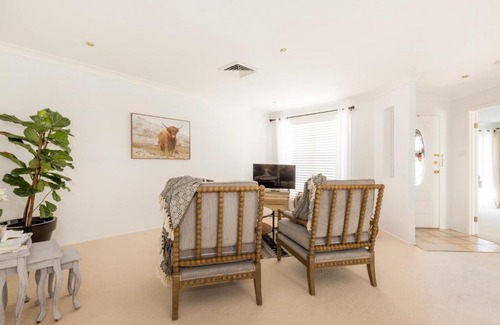 Bomaderry House | studio on Jasmine