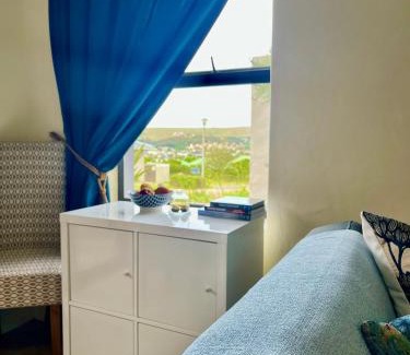Grahamstown Apartment | Studio on the Hill with Inverter & Water tanks