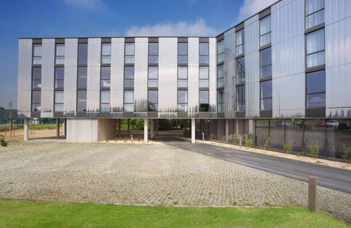 Blagnac Apartment | Studio près de l'Aéroport avec Accès Hammam +WIFI!