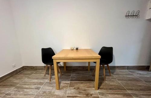 Saint-Fons Apartment | Studio rénové à 15 min de Lyon
