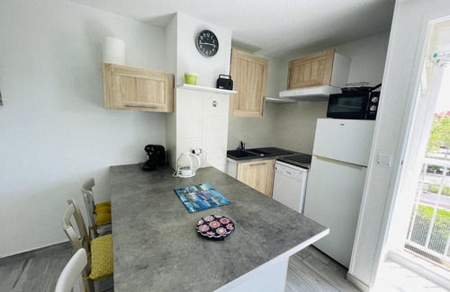 Cap d'Agde Apartment | Studio rénové, calme, proche plage et commodités, parking inclus - FR-1-723-105