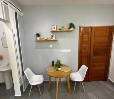 Ngodi Apartment | Studio résidentiel Douala