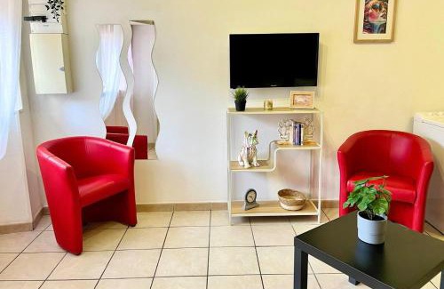 Neris-les-Bains Apartment | Studio Revy 4 - Confort et équipé - Centre ville