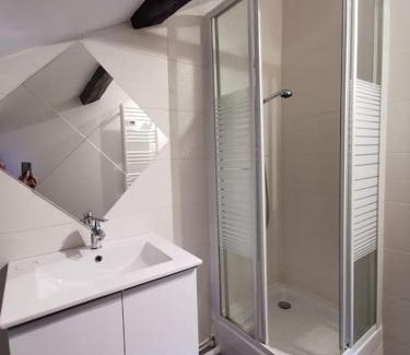 Chaville Apartment | Studio sous les toits proche Paris et Versailles