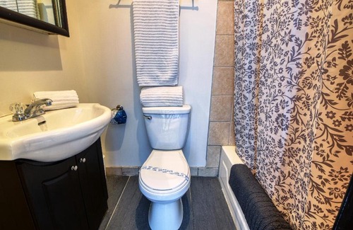 Quartier des Spectacles Apartment | Studio Stays Downtown Montreal