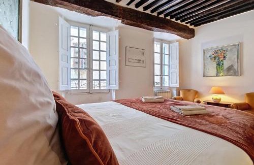 Cotignac Apartment | Studio style provençal