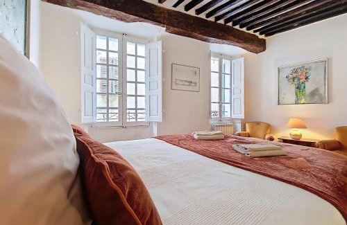 Cotignac Apartment | Studio style provençal