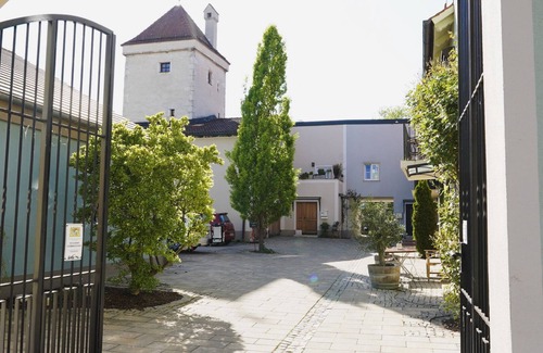 Kelheim Apartment | Studio with 2 bedrooms