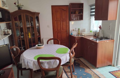Balatonboglar Apartment | Studio with covered terrace and billiards, near the harbor