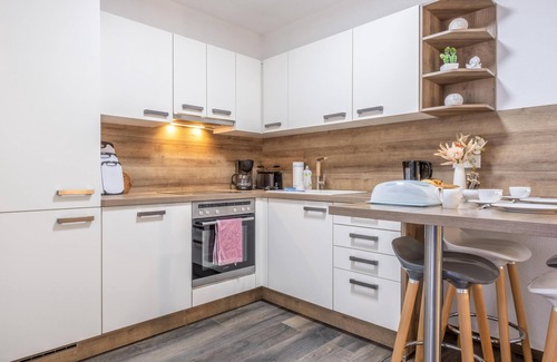 Woergl Apartment | Studio with garden terrace close to the ski bus