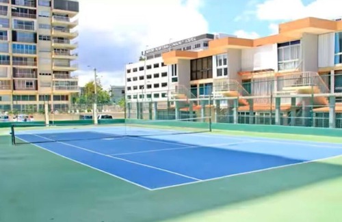 Condado Apartment | Studio with marvelous view in San Juan, PR-beachfront at Condado, AC, WiFi, Pool