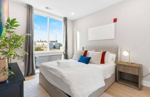 Northern Liberties Apartment | Stunning 1-BD - City Views - Near Fishtown
