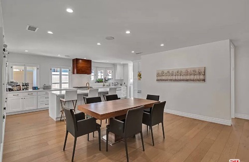 La Brea House | Stunning 4BR w/Pool in West Hollywood - 5 Min Walk to The Grove