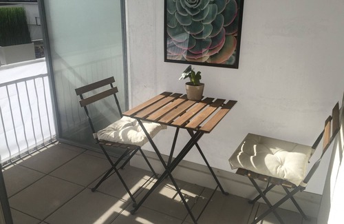 Schallmoos Apartment | Stunning apartment - central, sunny and comfortable - with balcony & parking