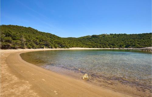 Saplunara Apartment | Stunning Apartment In Saplunara