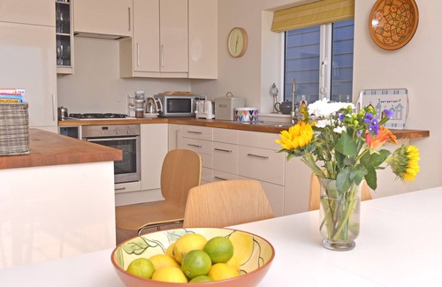 Pevensey Cottage | Stunning beach cottage for the perfect British family holiday with 3 bedrooms