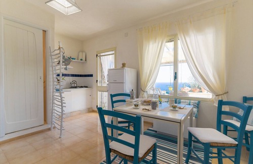 Gagliano del Capo Ski Chalet | Stunning cliff house with fantastic sea view (B)