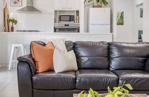Yallingup Siding House | Stunning contemporary villa providing all you need to relax & unwind.