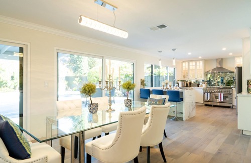 Bay Ho House | Stunning custom all new resort like, 5 luxury Private heated pool, near beach