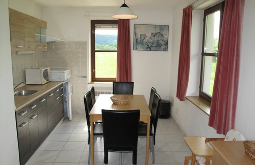Ceska Metuje House | Stunning private villa with WIFI, pool, TV, patio, pets allowed, panoramic view and parking