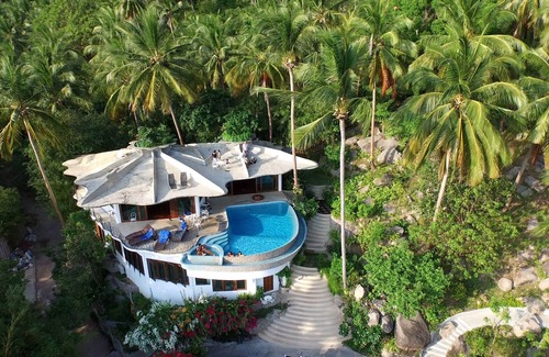 Koh Tao Villa | Stunning, Exotic Three Bedroom, With Huge, Private Infinity Edge Swimming Pool!
