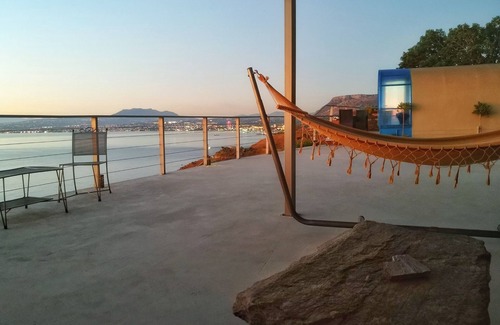 Malevizi Cabin | Stunning Glamping experiece in Heraklion