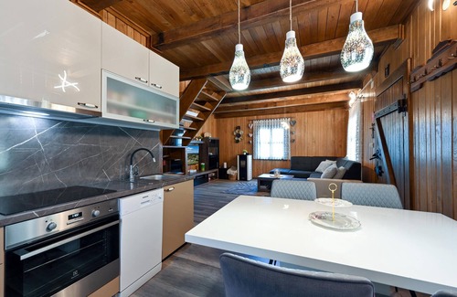Veliko Trgovisce House | Stunning home in Veliko Trgovisce
