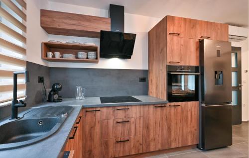 Ludbreg House | Stunning Home In Vinogradi Ludbreski