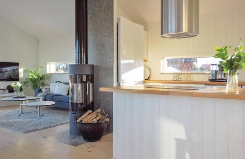 Fora House | Stunning home in Borgholm with WiFi