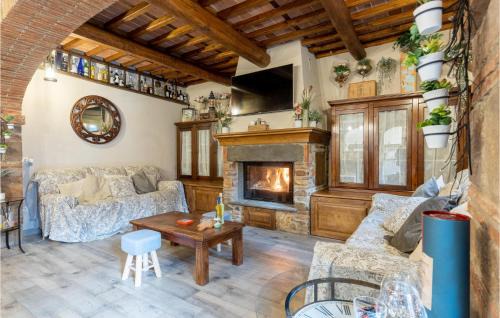 Colle di Compito House | Stunning Home In Capannori With Jacuzzi