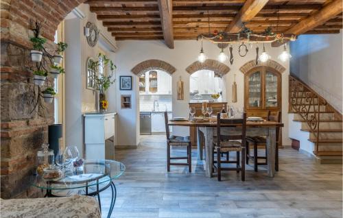 Colle di Compito House | Stunning Home In Capannori With Jacuzzi