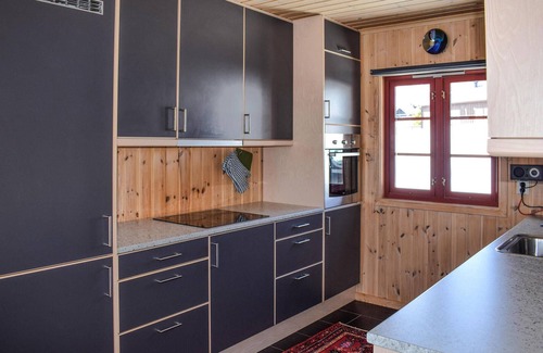 Kamben House | Stunning home in Gol with sauna