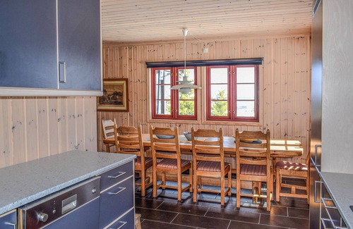 Kamben House | Stunning home in Gol with sauna
