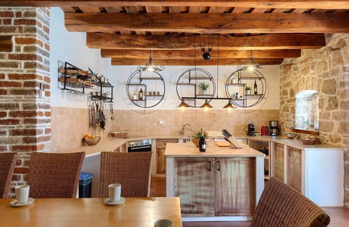 Susnjici House | Stunning home in Porec