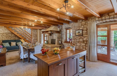 Prkacini House | Stunning home in Zminj