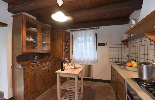 Coreglia Antelminelli House | Stunning private villa for 6 guests with private pool, WIFI, TV, pets allowed and parking