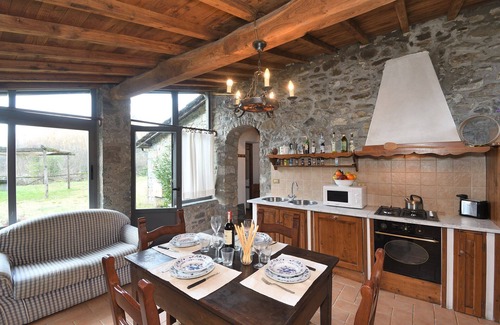 Coreglia Antelminelli House | Stunning private villa for 4 people with private pool, WIFI, TV, pets allowed and parking
