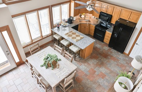 Riverside House | Stunning Lake House w/Large GAMEROOM