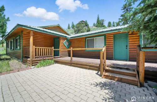 Mammoth Creek House | Stunning Log Cabin Close to Panguitch Lake