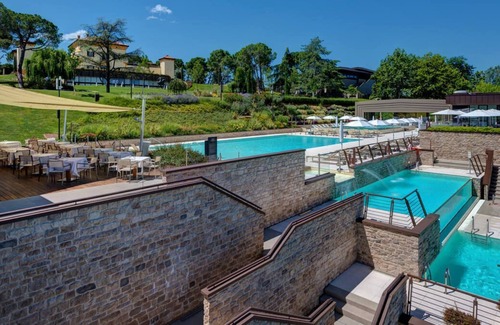 Castel San Pietro Terme Villa | Stunning luxury villa with pool
